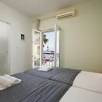 Paralia Hotel 3*