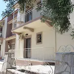 Paralia Hotel 3*