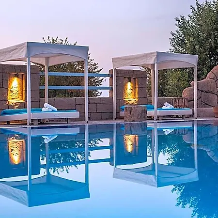 Hotel Paralia 3*