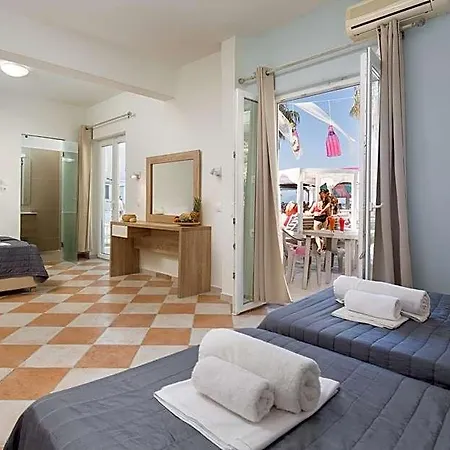 Paralia Hotel